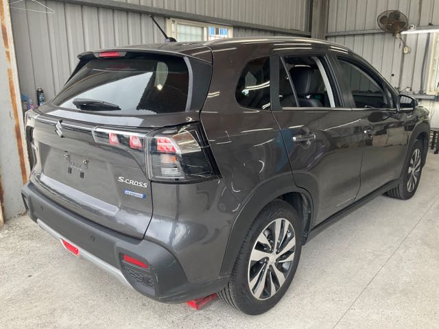 2022 Suzuki sx4 1.4l 油電 3.2萬公里 2wd NT$470,000  第9張相片