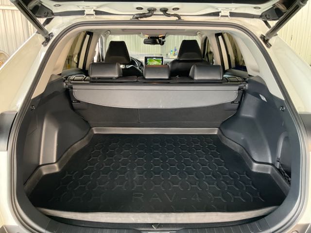2020 Toyota rav4 油電 2.5l 9.1萬公里 4wd 旗艦版 加裝數位tv NT$650,000  有第三方認證，無待修、無泡水、無事故、三大保固  LINE:PT0974  #汽車#中古車#新車#原廠#代理商#貿易商  第6張相片