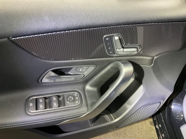 2018 BENZ A200 1.3L 5.3萬公里 NT$760,000 有第三方認證，無待修、無泡水、無事故、三大保固  LINE:PT0974  #汽車#中古車#新車#原廠#代理商#貿易商#新古車#買車#賣車#五股#新北市#台北市  第5張相片