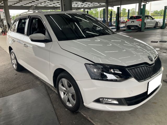 2017 SKODA FABIA 1.2L Combi TSI 7.6萬公里 NT$190,000 有第三方認證，無待修、無泡水、無事故、三大保固  LINE:PT0974  #汽車#中古車#新車#原廠#代理商#貿易商#新古車#買車#賣車  第1張相片