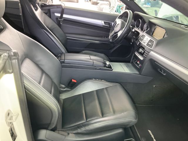 2015 BENZ E200 雙門 2.0L 12.2萬公里 NT$390,000 有第三方認證，無待修、無泡水、無事故、三大保固  LINE:PT0974  #汽車#中古車#新車#原廠#代理商#貿易商#新古車#買車#賣車#五股#新北市  第7張相片