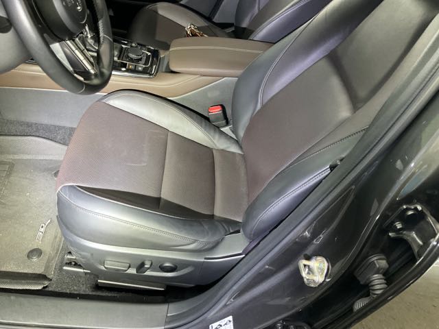 2021 MAZDA CX-30 2.0L 旗艦進化型 3.7萬公里 NT$450,000 有第三方認證，無待修、無泡水、無事故、三大保固  LINE:PT0974  #汽車#中古車#新車#原廠#代理商#貿易商#新古車#買車#賣車#五股  第9張相片