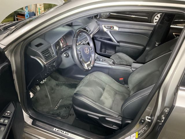 2018 Lexus ct200h f版 1.8l 10.1萬公里 大電池健康 acc NT$440,000 有第三方認證，無待修、無泡水、無事故、三大保固  LINE:PT0974  #汽車#中古車#新車#原廠#代理商#貿易商#新古車  第3張相片