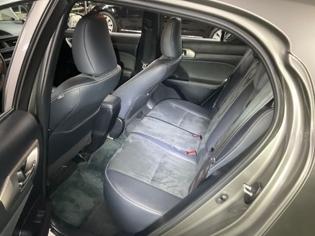 2018 Lexus ct200h f版 1.8l 10.1萬公里 大電池健康 acc NT$440,000 有第三方認證，無待修、無泡水、無事故、三大保固  LINE:PT0974  #汽車#中古車#新車#原廠#代理商#貿易商#新古車  第4張相片