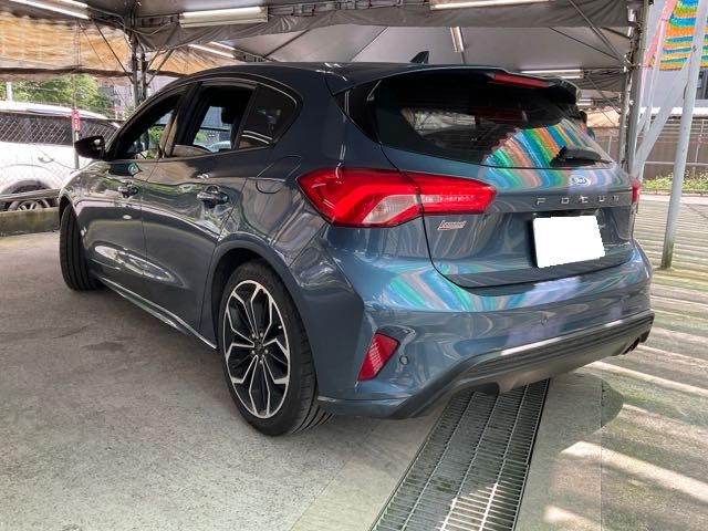 2020 FORD FOCUS 5門 1.5L 7.4萬公里 ST-LINE NT$400,000   第4張相片