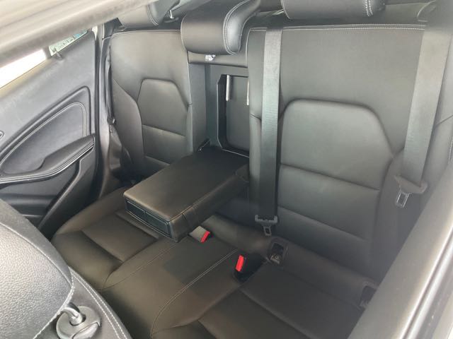 2018 BENZ GLA250 2.0L 7.5萬公里 4WD 天窗 NT$790,000 有第三方認證，無待修、無泡水、無事故、三大保固  LINE:PT0974  #汽車#中古車#新車#原廠#代理商#貿易商#新古車#買車#賣車#五股  第4張相片