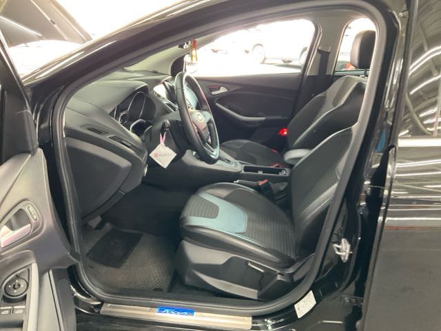 2018 FORD FOCUS 5門 1.5L 12.1萬公里 NT$160,000 有第三方認證，無待修、無泡水、無事故、三大保固  LINE:PT0974  #汽車#中古車#新車#原廠#代理商#貿易商#新古車#買車#賣車#五股#新北市  第6張相片