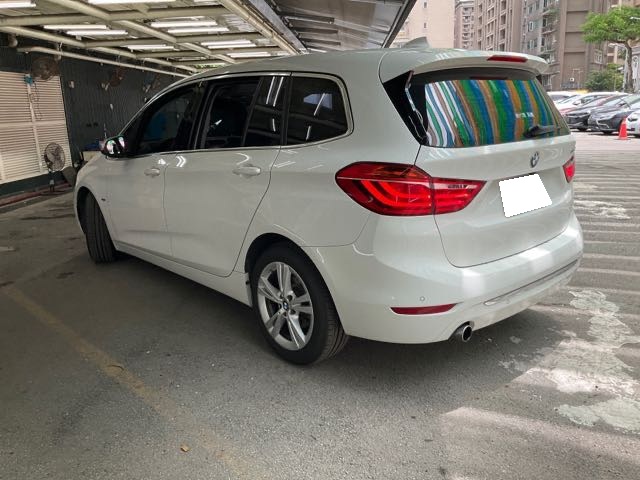 2015 BMW 218d gt 2.0l 9.9萬公里 NT$240,000 有第三方認證，無待修、無泡水、無事故、三大保固  LINE:PT0974  #汽車#中古車#新車#原廠#代理商#貿易商#新古車#買車#賣車#五股#新北市#台北市  第10張相片