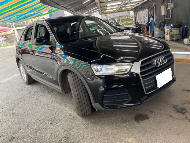 2018 AUDI Q3 30TFSI 1.4L 4.5萬公里 NT$400,000 有第三方認證，無待修、無泡水、無事故、三大保固  LINE:PT0974  #汽車#中古車#新車#原廠#代理商#貿易商#新古車#買車#賣車#五股#新北市  第1張相片