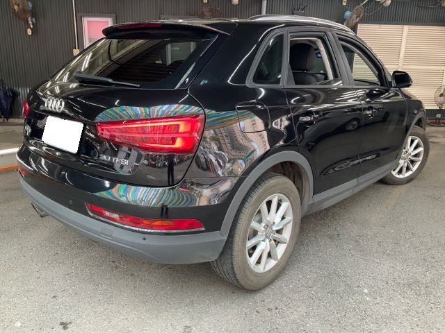 2018 AUDI Q3 30TFSI 1.4L 4.5萬公里 NT$400,000 有第三方認證，無待修、無泡水、無事故、三大保固  LINE:PT0974  #汽車#中古車#新車#原廠#代理商#貿易商#新古車#買車#賣車#五股#新北市  第4張相片