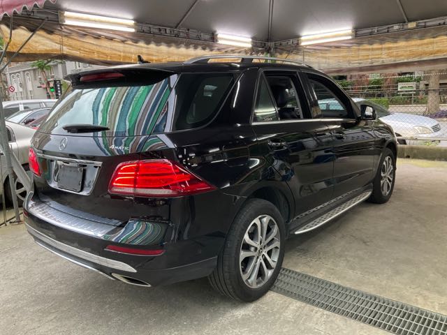 2018 BENZ GLE400 3.0L 10.3萬公里 NT$980,000 有第三方認證，無待修、無泡水、無事故、三大保固  LINE:PT0974  #汽車#中古車#新車#原廠#代理商#貿易商#新古車#買車#賣車#五股#新北市#台北  第5張相片