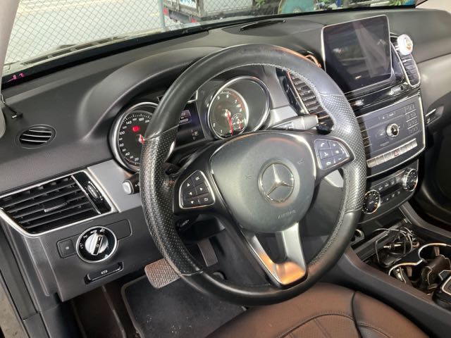 2018 BENZ GLE400 3.0L 10.3萬公里 NT$980,000 有第三方認證，無待修、無泡水、無事故、三大保固  LINE:PT0974  #汽車#中古車#新車#原廠#代理商#貿易商#新古車#買車#賣車#五股#新北市#台北  第8張相片