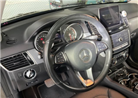2018 BENZ GLE400 3.0L 10.3萬公里 NT$980,000 有第三方認證，無待修、無泡水、無事故、三大保固  LINE:PT0974  #汽車#中古車#新車#原廠#代理商#貿易商#新古車#買車#賣車#五股#新北市#台北  第8張縮圖