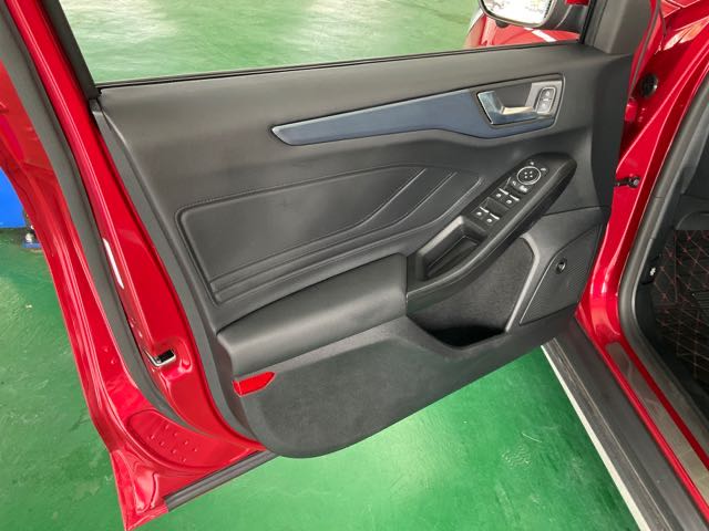 2021 FORD FOCUS 1.5L Lommel 3.3萬公里 NT$360,000 有第三方認證，無待修、無泡水、無事故、三大保固  LINE:PT0974  #汽車#中古車#新車#原廠#代理商#貿易商#新古車#買車#賣車#五股  第5張相片
