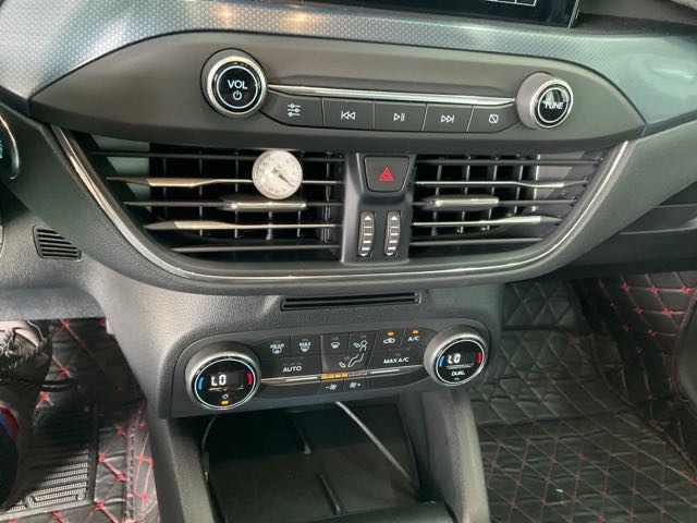 2021 FORD FOCUS 1.5L Lommel 3.3萬公里 NT$360,000 有第三方認證，無待修、無泡水、無事故、三大保固  LINE:PT0974  #汽車#中古車#新車#原廠#代理商#貿易商#新古車#買車#賣車#五股  第9張相片