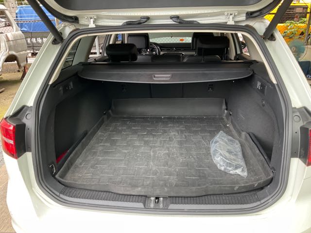 2017 福斯 PASSAT 旅行式小改款 1.8L 9.2萬公里 NT$300,000 有第三方認證，無待修、無泡水、無事故、三大保固  LINE:PT0974  #汽車#中古車#新車#原廠#代理商#貿易商#新古車#買車#賣車#五股#新北  第4張相片