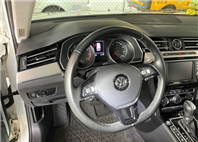 2017 福斯 PASSAT 旅行式小改款 1.8L 9.2萬公里 NT$300,000 有第三方認證，無待修、無泡水、無事故、三大保固  LINE:PT0974  #汽車#中古車#新車#原廠#代理商#貿易商#新古車#買車#賣車#五股#新北  第5張縮圖