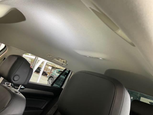 2017 福斯 PASSAT 旅行式小改款 1.8L 9.2萬公里 NT$300,000 有第三方認證，無待修、無泡水、無事故、三大保固  LINE:PT0974  #汽車#中古車#新車#原廠#代理商#貿易商#新古車#買車#賣車#五股#新北  第6張相片