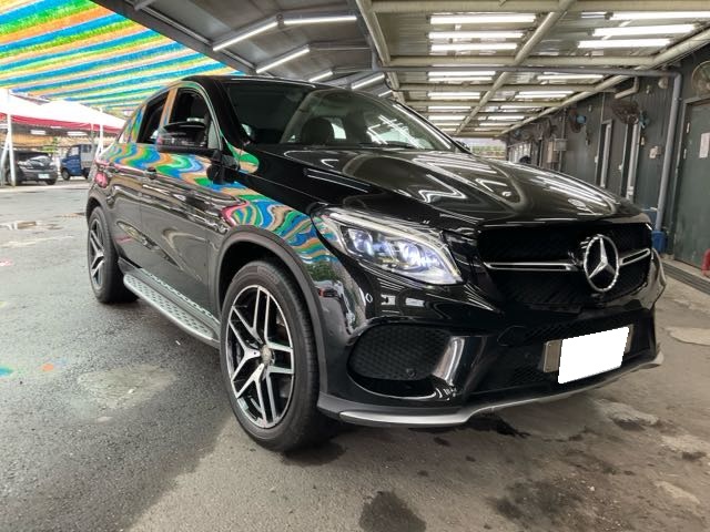 2015 BENZ GLE450 3.0L Coupe 10.6萬公里 NT$1,140,000 有第三方認證，無待修、無泡水、無事故、三大保固  LINE:PT0974  #汽車#中古車#新車#原廠#代理商#貿易商#新古車#買車#賣車  第1張相片