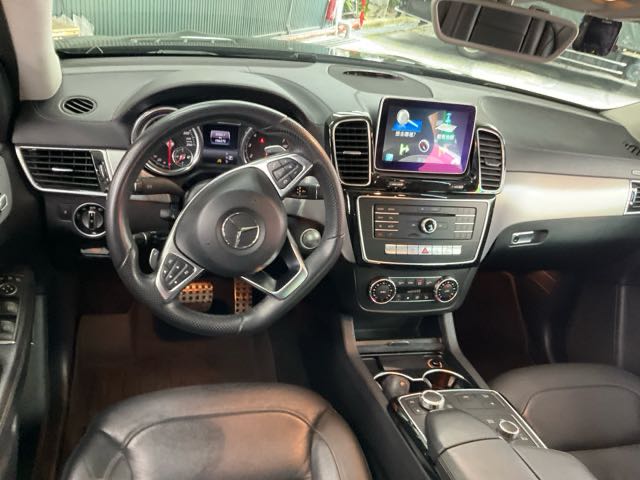 2015 BENZ GLE450 3.0L Coupe 10.6萬公里 NT$1,140,000 有第三方認證，無待修、無泡水、無事故、三大保固  LINE:PT0974  #汽車#中古車#新車#原廠#代理商#貿易商#新古車#買車#賣車  第4張相片