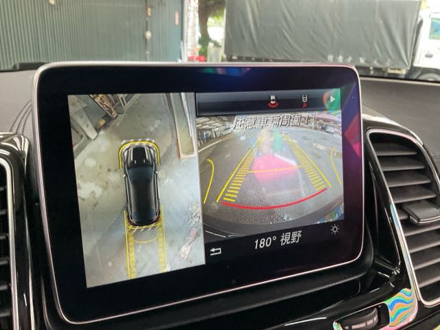 2015 BENZ GLE450 3.0L Coupe 10.6萬公里 NT$1,140,000 有第三方認證，無待修、無泡水、無事故、三大保固  LINE:PT0974  #汽車#中古車#新車#原廠#代理商#貿易商#新古車#買車#賣車  第8張相片