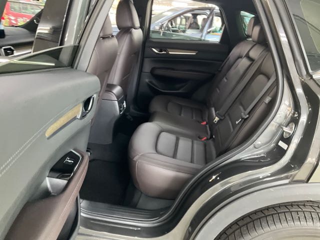2019 MAZDA CX-5 旗艦版 2.5L 3.3萬公里 選配空力套件 NT$480,000 有第三方認證，無待修、無泡水、無事故、三大保固  LINE:PT0974  #汽車#中古車#新車#原廠#代理商#貿易商#新古車#買車#賣車#  第3張相片