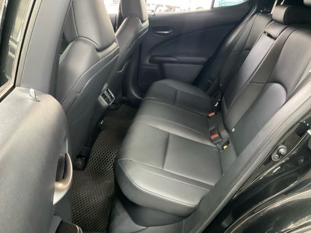 2020 LEXUS UX250H 2.0L 5.1萬公里 豪華版 NT$630,000 有第三方認證，無待修、無泡水、無事故、三大保固  LINE:PT0974  #汽車#中古車#新車#原廠#代理商#貿易商#新古車#買車#賣車#五股#新北  第4張相片