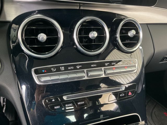 2018 BENZ C200 2.0L 3.6萬公里 NT$750,000 有第三方認證，無待修、無泡水、無事故、三大保固  LINE:PT0974  #汽車#中古車#新車#原廠#代理商#貿易商#新古車#買車#賣車#五股#新北市#台北市  第6張相片
