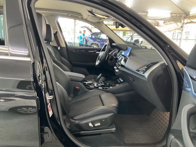 2017 BMW X3 20D 柴油 2.0L11.6萬公里 4WD NT$690,000 有第三方認證，無待修、無泡水、無事故、三大保固  LINE:PT0974  #汽車#中古車#新車#原廠#代理商#貿易商#新古車#買車#賣車#五股  第13張相片
