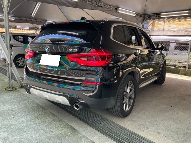 2017 BMW X3 20D 柴油 2.0L11.6萬公里 4WD NT$690,000 有第三方認證，無待修、無泡水、無事故、三大保固  LINE:PT0974  #汽車#中古車#新車#原廠#代理商#貿易商#新古車#買車#賣車#五股  第14張相片