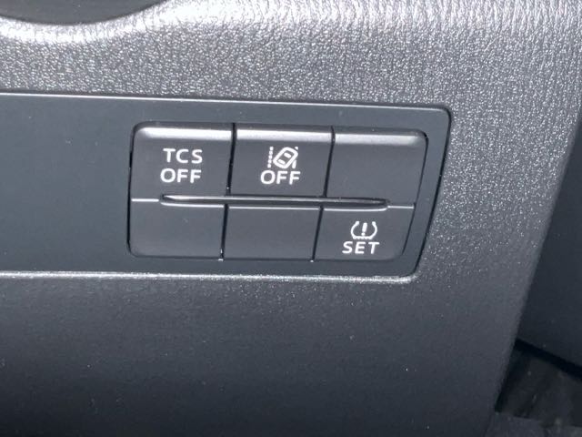 2019 Mazda cx-3 2.0l 6.9萬公里 旗艦型 NT$280,000 有第三方認證，無待修、無泡水、無事故、三大保固  LINE:PT0974  #汽車#中古車#新車#原廠#代理商#貿易商#新古車#買車#賣車#五股#新北市  第8張相片