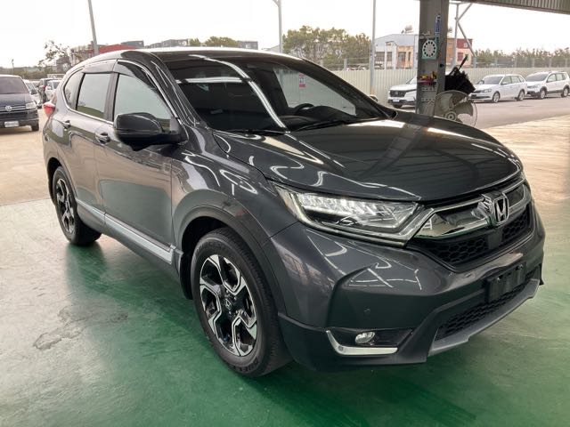 2017 HONDA CR-V 1.5L S版 7.5萬公里 NT$400,000 有第三方認證，無待修、無泡水、無事故、三大保固  LINE:PT0974  #汽車#中古車#新車#原廠#代理商#貿易商#新古車#買車#賣車#五股#新北市  第1張相片
