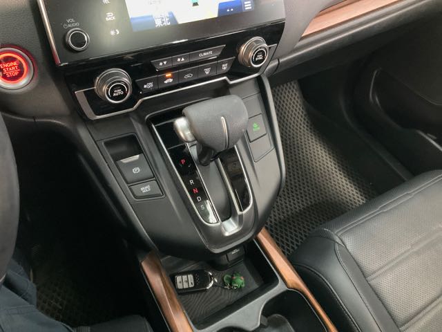 2017 HONDA CR-V 1.5L S版 7.5萬公里 NT$400,000 有第三方認證，無待修、無泡水、無事故、三大保固  LINE:PT0974  #汽車#中古車#新車#原廠#代理商#貿易商#新古車#買車#賣車#五股#新北市  第7張相片