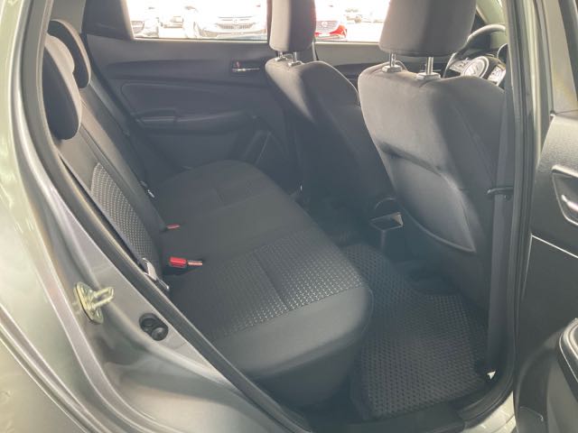 2018 Suzuki swift 1.0l 9.4萬公里 glx 銀 NT$210,000 有第三方認證，無待修、無泡水、無事故、三大保固  LINE:PT0974  #汽車#中古車#新車#原廠#代理商#貿易商#新古車#買車#賣車#五股  第4張相片