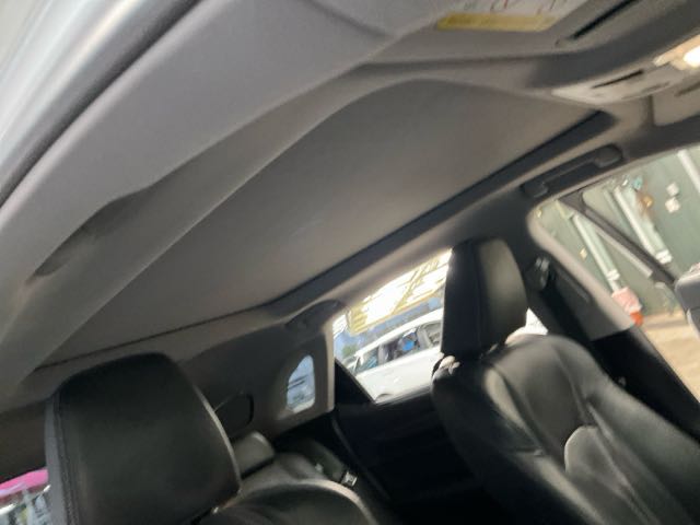 2018 Lexus RX300 9.7萬公里 2.0L ACC 旗艦版 NT$900,000 有第三方認證，無待修、無泡水、無事故、三大保固  LINE:PT0974  #汽車#中古車#新車#原廠#代理商#貿易商#新古車#買車#賣車#五股  第5張相片