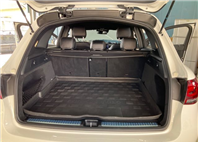 2019 BENZ GLC300 2.0L 4.2萬公里 4WD NT$1,190,000 有第三方認證，無待修、無泡水、無事故、三大保固  LINE:PT0974  #汽車#中古車#新車#原廠#代理商#貿易商#新古車#買車#賣車#五股  第6張縮圖