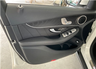 2019 BENZ GLC300 2.0L 4.2萬公里 4WD NT$1,190,000 有第三方認證，無待修、無泡水、無事故、三大保固  LINE:PT0974  #汽車#中古車#新車#原廠#代理商#貿易商#新古車#買車#賣車#五股  第9張縮圖