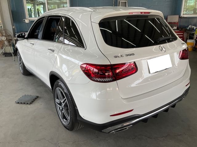 2019 BENZ GLC300 2.0L 4.2萬公里 4WD NT$1,190,000 有第三方認證，無待修、無泡水、無事故、三大保固  LINE:PT0974  #汽車#中古車#新車#原廠#代理商#貿易商#新古車#買車#賣車#五股  第10張相片