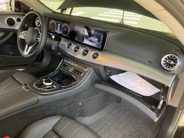 2019 Mercedes-Benz e200 2.0l 6萬公里 雙門 NT$980,000 有第三方認證，無待修、無泡水、無事故、三大保固  後視鏡盲點、停車輔助、ACC、沒有環景  LINE:PT0974  #汽車#中古車#新車#原廠  第7張相片