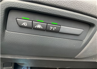 2018 BMW 320i 2.0l 8.7萬公里 m-sport NT$400,000 有第三方認證，無待修、無泡水、無事故、三大保固  後視鏡盲點、摸門、車道偏移、無ACC、環景  LINE:PT0974  #汽車#中古車#新車#原廠  第8張縮圖