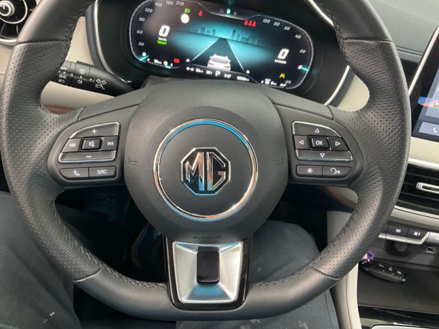 2022 MG HS PHEV 油電插電式 2.2萬公里 NT$500,000 有第三方認證，無待修、無泡水、無事故、三大保固  LINE:PT0974  #汽車#中古車#新車#原廠#代理商#貿易商#新古車#買車#賣車#五股#新北市#台北市  第4張相片