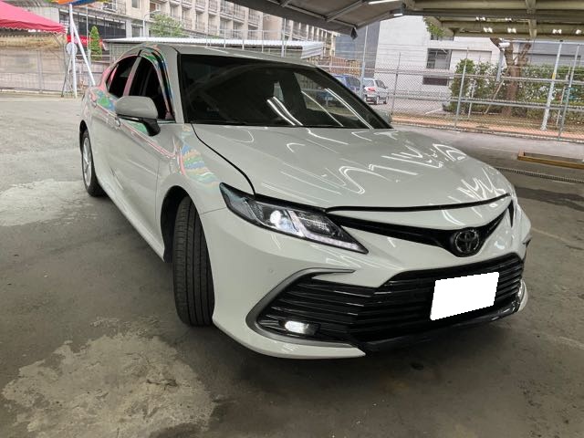 2022 TOYOTA CAMRY 尊爵版 2.0l 3.3萬公里 NT$500,000 有第三方認證，無待修、無泡水、無事故、三大保固  LINE:PT0974  #汽車#中古車#新車#原廠#代理商#貿易商#新古車#買車#賣車#五股#新北  第1張相片