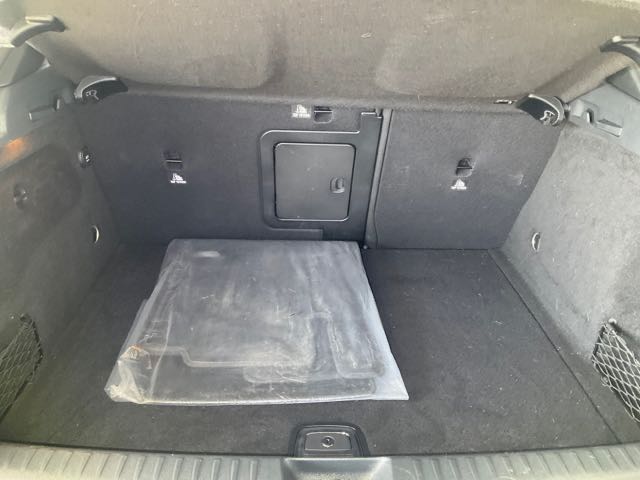 2018 BENZ GLA250 7.5萬公里 2.0L 4WD 天窗 NT$620,000 有第三方認證，無待修、無泡水、無事故、三大保固  LINE:PT0974  #汽車#中古車#新車#原廠#代理商#貿易商#新古車#買車#賣車#五股  第7張相片