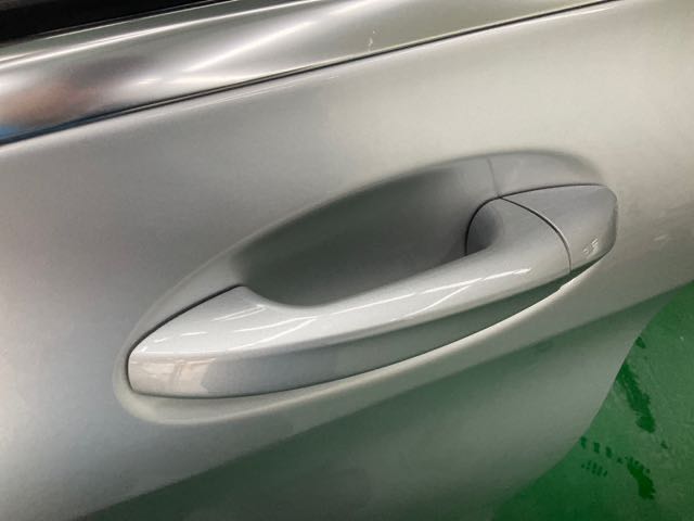 2015 BENZ C200 2.0L 7萬公里 天窗、MAP NT$300,000 有第三方認證，無待修、無泡水、無事故、三大保固  LINE:PT0974  #汽車#中古車#新車#原廠#代理商#貿易商#新古車#買車#賣車#五股#新北市  第7張相片