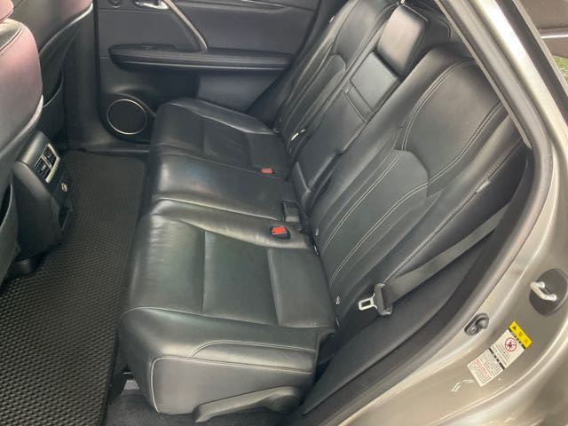 2016 LEXUS RX200T 頂級版 2.0L 12.8萬公里 NT$540,000 有第三方認證，無待修、無泡水、無事故、三大保固  LINE:PT0974  #汽車#中古車#新車#原廠#代理商#貿易商#新古車#買車#賣車#五股  第8張相片