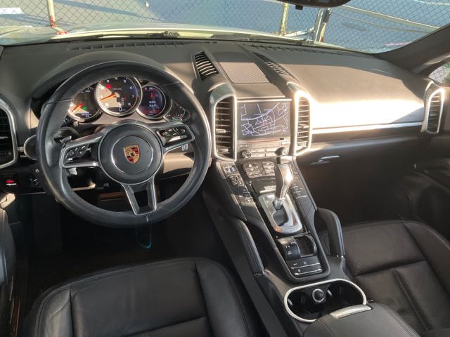 2017 PORSCHE CAYENNE 3.6L 7.2萬公里 NT$750,000 有第三方認證，無待修、無泡水、無事故、三大保固  LINE:PT0974  #汽車#中古車#新車#原廠#代理商#貿易商#新古車#買車#賣車#五股#新北市  第2張相片