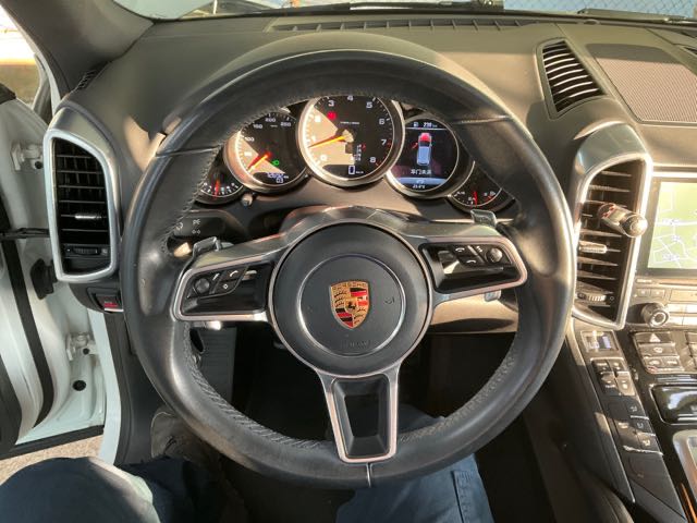 2017 PORSCHE CAYENNE 3.6L 7.2萬公里 NT$750,000 有第三方認證，無待修、無泡水、無事故、三大保固  LINE:PT0974  #汽車#中古車#新車#原廠#代理商#貿易商#新古車#買車#賣車#五股#新北市  第8張相片