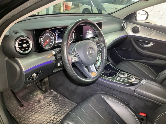 2017 BENZ E220D 2.0L 12.3萬公里 NT$650,000 有第三方認證，無待修、無泡水、無事故、三大保固  LINE:PT0974  #汽車#中古車#新車#原廠#代理商#貿易商#新古車#買車#賣車#五股#新北市#台北市  第11張相片