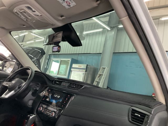 2020 NISSAN X-TRAIL 2.5L 3.1萬公里 4WD 旗艦版 NT$330,000 有第三方認證，無待修、無泡水、無事故、三大保固  LINE:PT0974  #汽車#中古車#新車#原廠#代理商#貿易商#新古車#買車#賣車  第4張相片