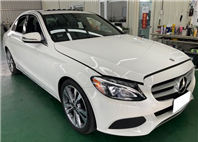 2018 BENZ C300 2.0L 7.2萬公里 腳踢尾門、後視鏡盲點、天窗、摸門 NT$640,000 有第三方認證，無待修、無泡水、無事故、三大保固  LINE:PT0974  #汽車#中古車#新車#原廠#代理商#貿易商#新古車  第1張縮圖